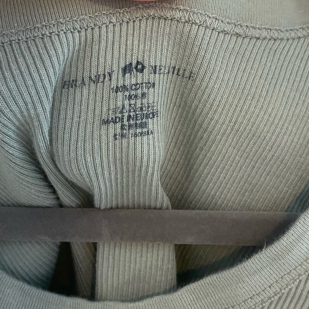 brandy melville connor tank - Picture 2 of 2